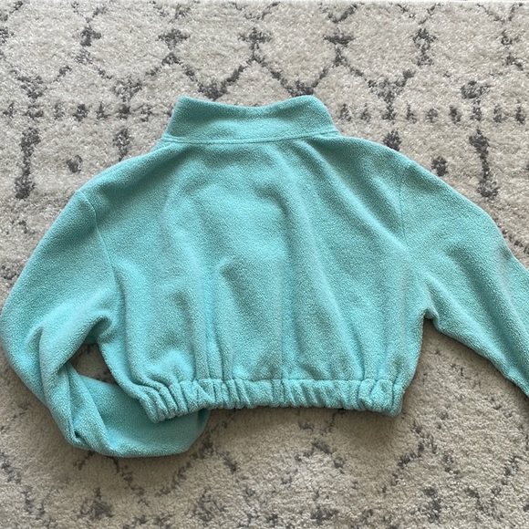 Cropped NY & Co. quarter zip sweater - Picture 3 of 4